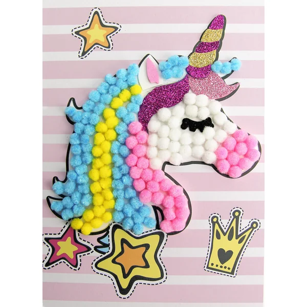 JE CREE MON TABLEAU EN POMPONS LICORNE 15 X 21 CM