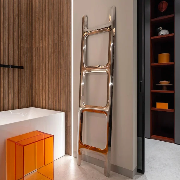Échelle porte vêtement Drab - Zieta Studio